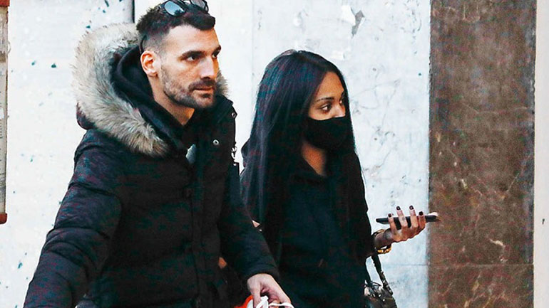 Βόλτα στο Κολωνάκι για τη Ρασέλ και τον Δημοσθένη μετά την αποχώρησή της από το GNTM